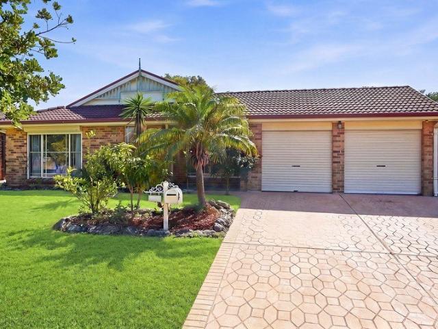 Spacious low maintenance living in convenient location