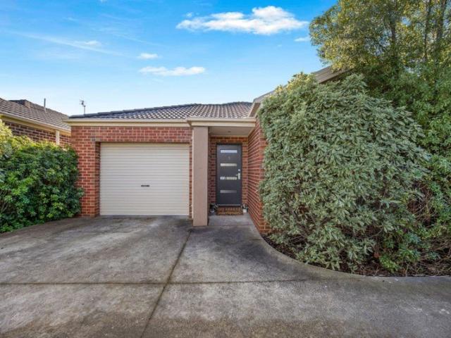 Spacious Low Maintenance Living in Sought After Soldiers Hill