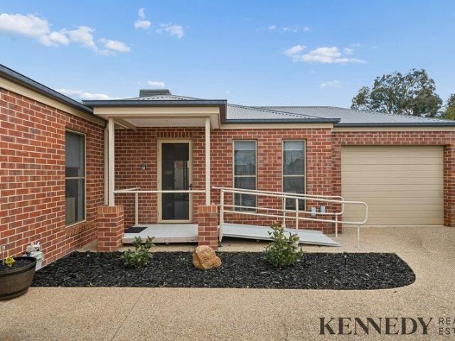 Spacious, Low Maintenance Living in the Heart of Yarrawonga
