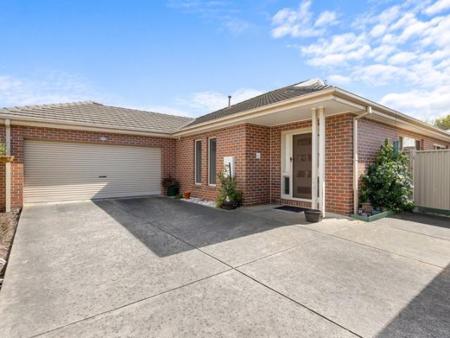 Spacious, Low Maintenance Living in the Heart of Alfredton