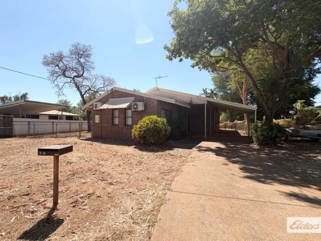 Spacious & Low Maintenance Living in the Heart of Katherine East