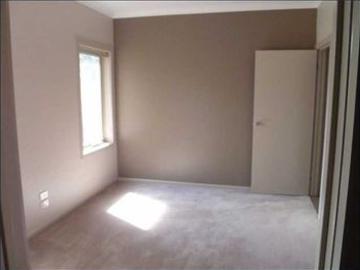 Spacious & Low Maintenance Townhouse in Prime Highton Location