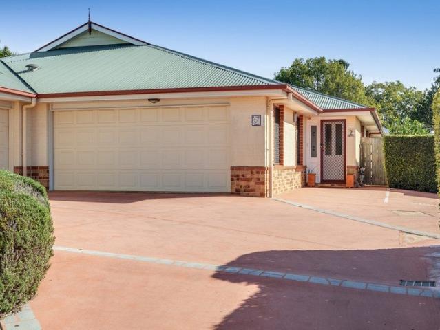 Spacious Low Set Unit in Private Complex