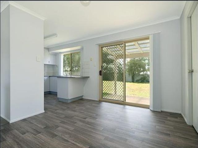 Spacious Lowset Brick Family Home in Peaceful Darling Heights