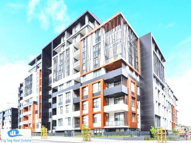 Spacious Luxurious 1 Bedroom Apartment