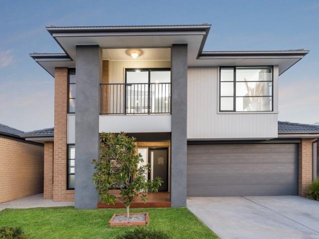 Spacious & Luxurious Home in Prime Lara Location