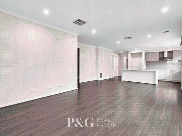 ✨ SPACIOUS & LUXURY HOME IN CLYDE NORTH! ✨