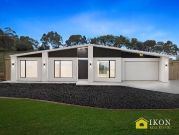 Wallan, Mitchell, Victoria, Victoria - Equipped kitchen