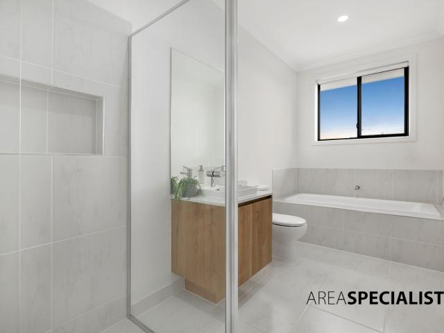 Spacious Luxury with Dual Living & Designer Touches