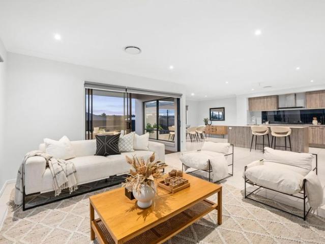 Spacious Metricon Home With Three Living Areas, Solar & Designer Upgrades!