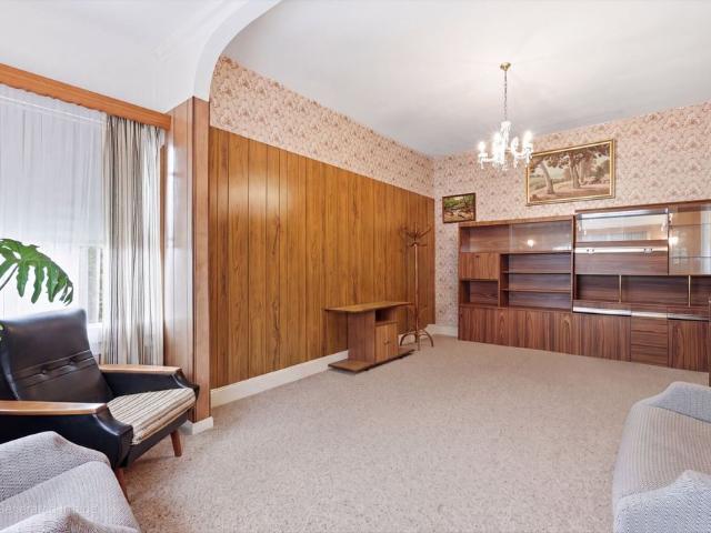 Spacious Moonah Home with Workshop & Outdoor Entertaining