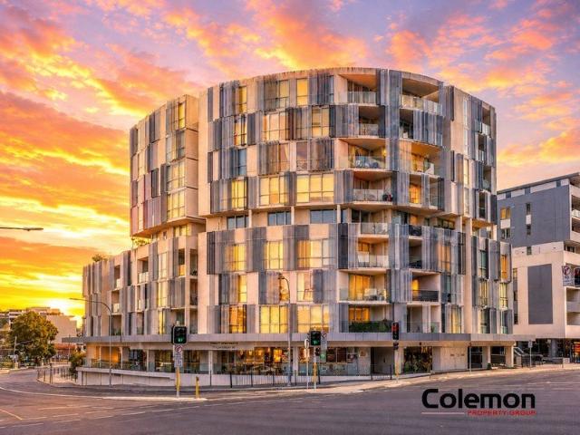 Spacious Modern 2 Bed + Study Apartment In Convenient Location