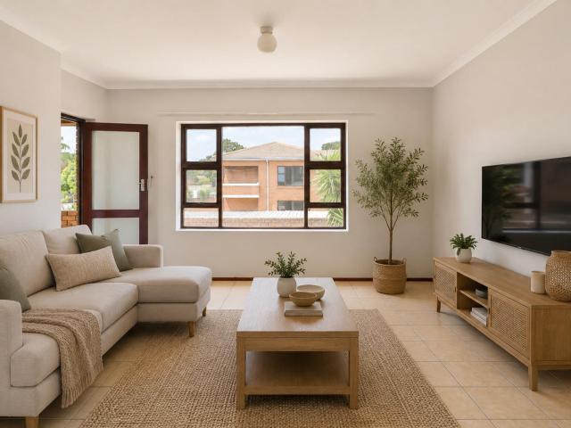 Spacious & Modern 2 Bedroom Apartment in a Secure Complex