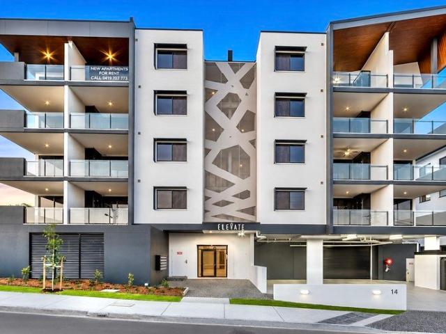 Spacious Modern 2 Bedroom Apartment Living in Windsor Cul de sac Position
