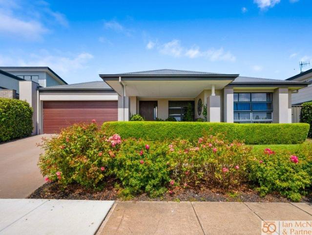 Spacious & Modern 4 Bedroom Family Home for Rent!