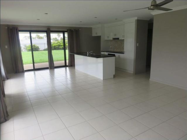 SPACIOUS MODERN 4 BEDROOM FAMILY HOME
