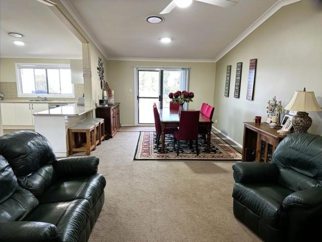 Spacious Modern 4 Bedroom Home with 3 Car Garage