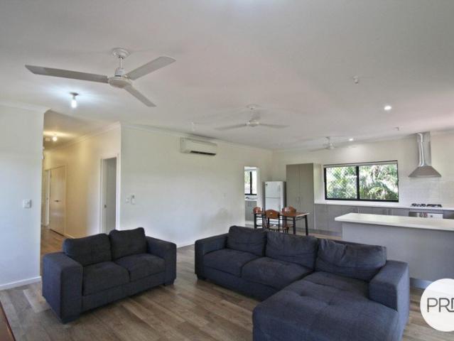 Spacious & Modern