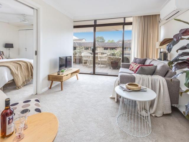 Spacious, Modern and Light filled Serviced Apartment with an Easterly Aspect, Bougainvillea, Strata Titled