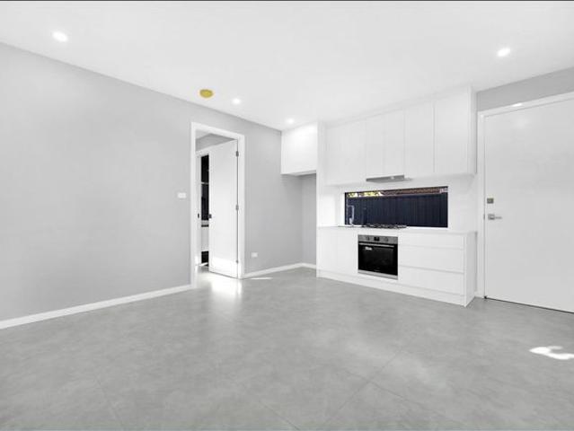 Spacious & Modern Granny Flat