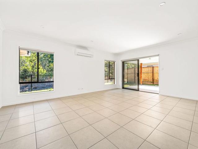 Spacious & Modern Family Home