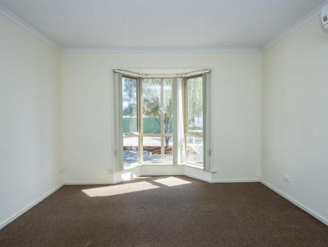 Spacious & Modern Family Home in a Prime Location