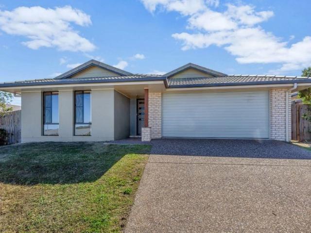 Spacious & Modern Family Home in Glenvale