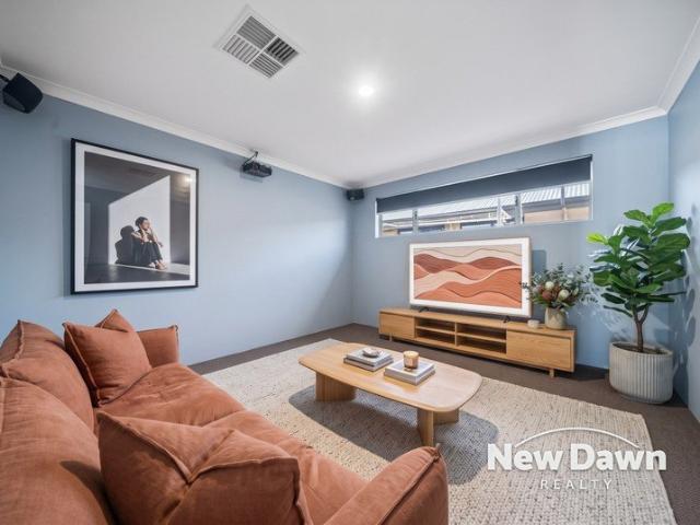 SPACIOUS MODERN FAMILY HOME WITH BEAUTIFUL BUSHLAND VIEWS