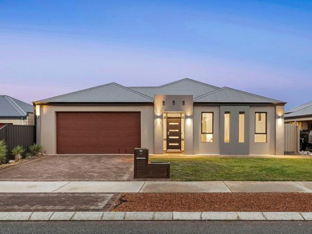 Spacious, Modern Family Living
