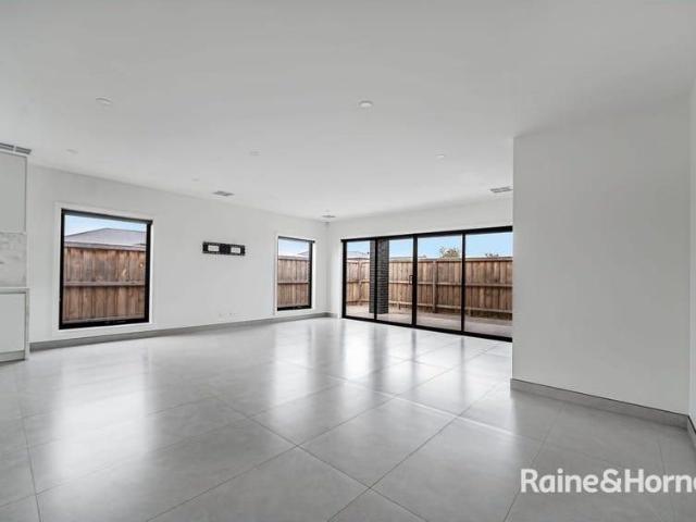 Spacious & Modern Family Living in Mickleham