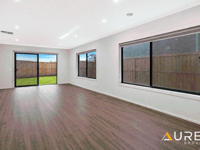 Spacious 4 Bedrooms Modern Family Living in Prime Tarneit Estate