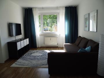 Spacious, modern flat conveniently located