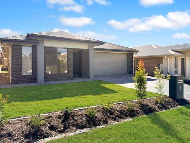 Spacious & Modern Home Ready for You