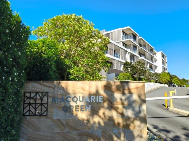 Spacious & Modern One Bedroom + Open Study at Macquarie Green