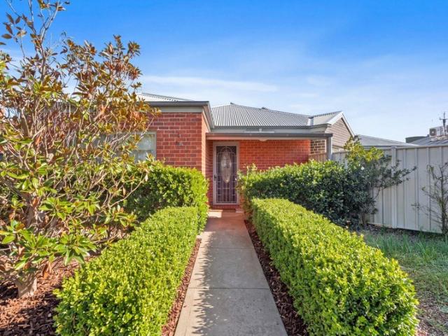 Spacious, Modern & Low Maintenance Living