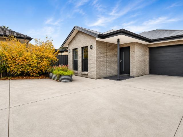 Spacious, Modern Living in a Prime Modbury Location