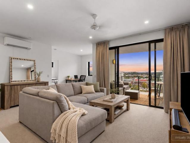 Spacious Modern Living in Central Chermside