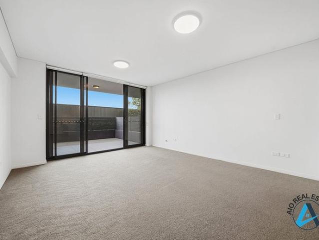 SPACIOUS MODERN LIVING IN THE HEART OF NORTH KELLYVILLE