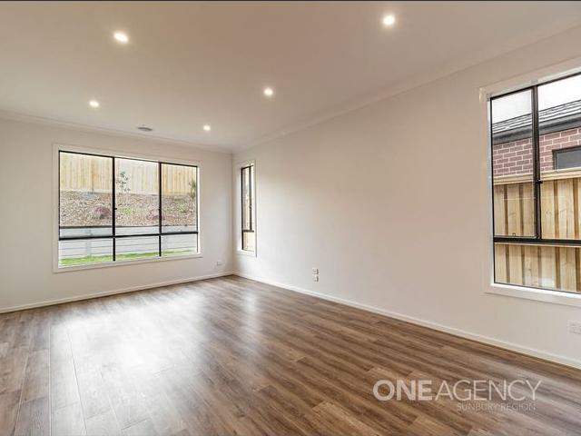 Spacious Modern Living with Style, Comfort and Convenience