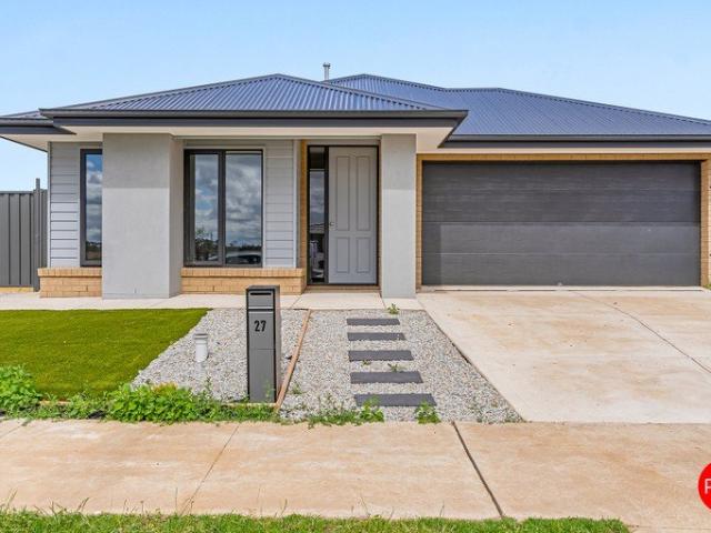 Spacious, Modern & Move In Ready