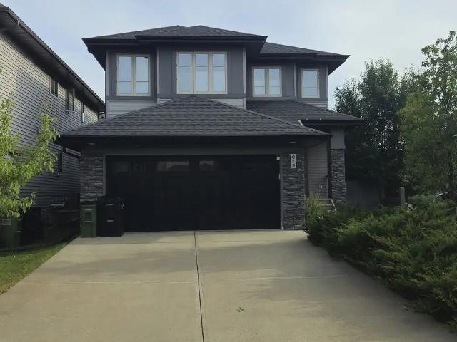 Spacious modern style house in Beautiful Windermere!