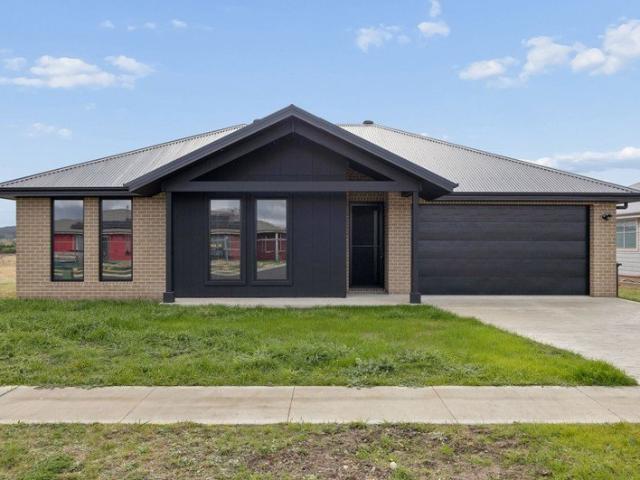 Spacious, Modern & Ready to Enjoy