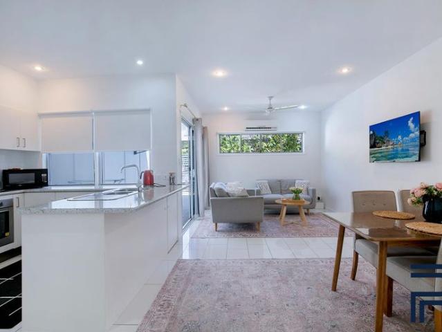 Spacious & Modern Townhouse in a Convenient Location