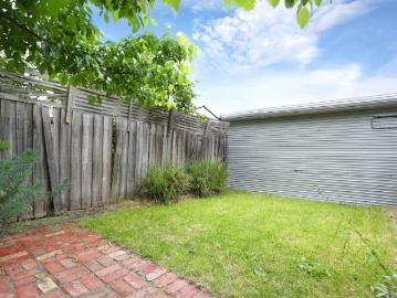 Spacious modern two bedroom terrace