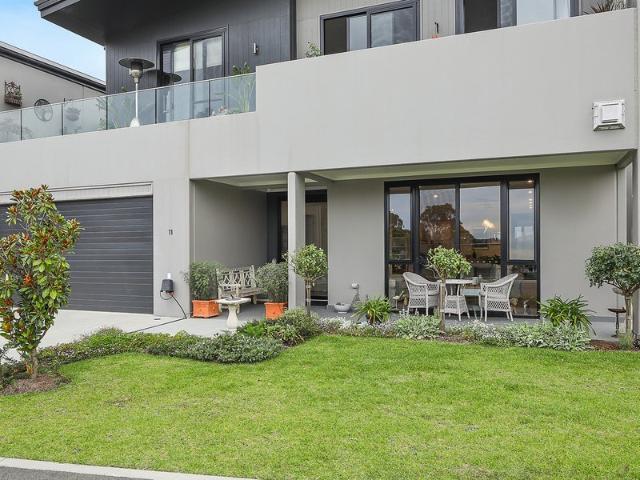 Enjoy penthouse style luxury, breathtaking views, birdsong, and low maintenance living. All at an affordable price. Your time is valuable to enjoy