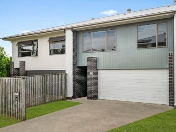 NO BODY CORPORATE | 260m² OF INTERNAL SPACE | MOVE IN READY
