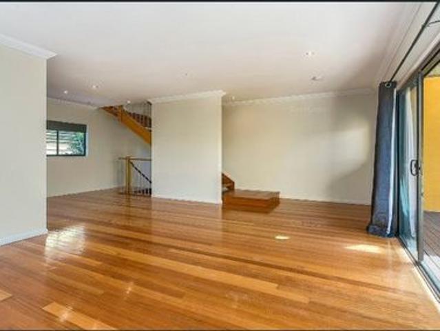 Spacious Multi Level Townhouse with Entertaining Deck