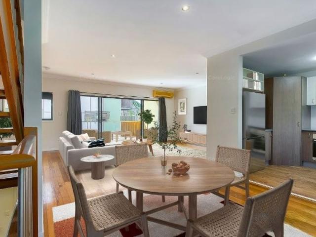Spacious Multi Level Townhouse with Entertaining Deck
