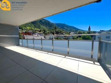 Spacious new 3.5 room apartment in Chalais from 01.09.2026