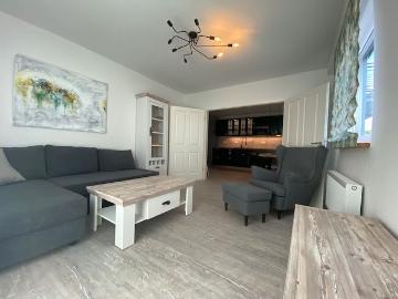 Spacious new apartment with large balcony near the airport
